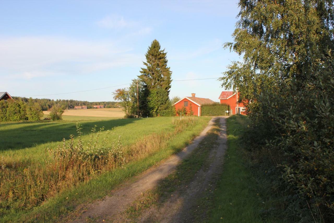 Ett Hus Med 3 Sovrum Med Supersnabba Internet Fiberanslutningen 1000Mb-100Mb I Hoeg, 7 Minuter Fran Hudiksvall Villa Exterior photo